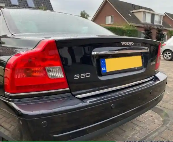 Nie przegap VOLVO S80 I – LISTWA CHROM Chromowana na Klapę