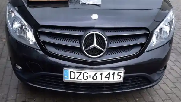 Mercedes-Benz CITAN – Listwy CHROM atrapa na grill Dostępne od ręki