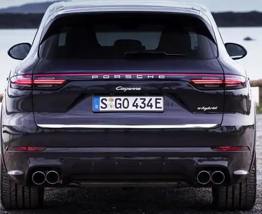 Porsche Cayenne III 2017+ Listwa CHROM na Klapę Darmowy zwrot